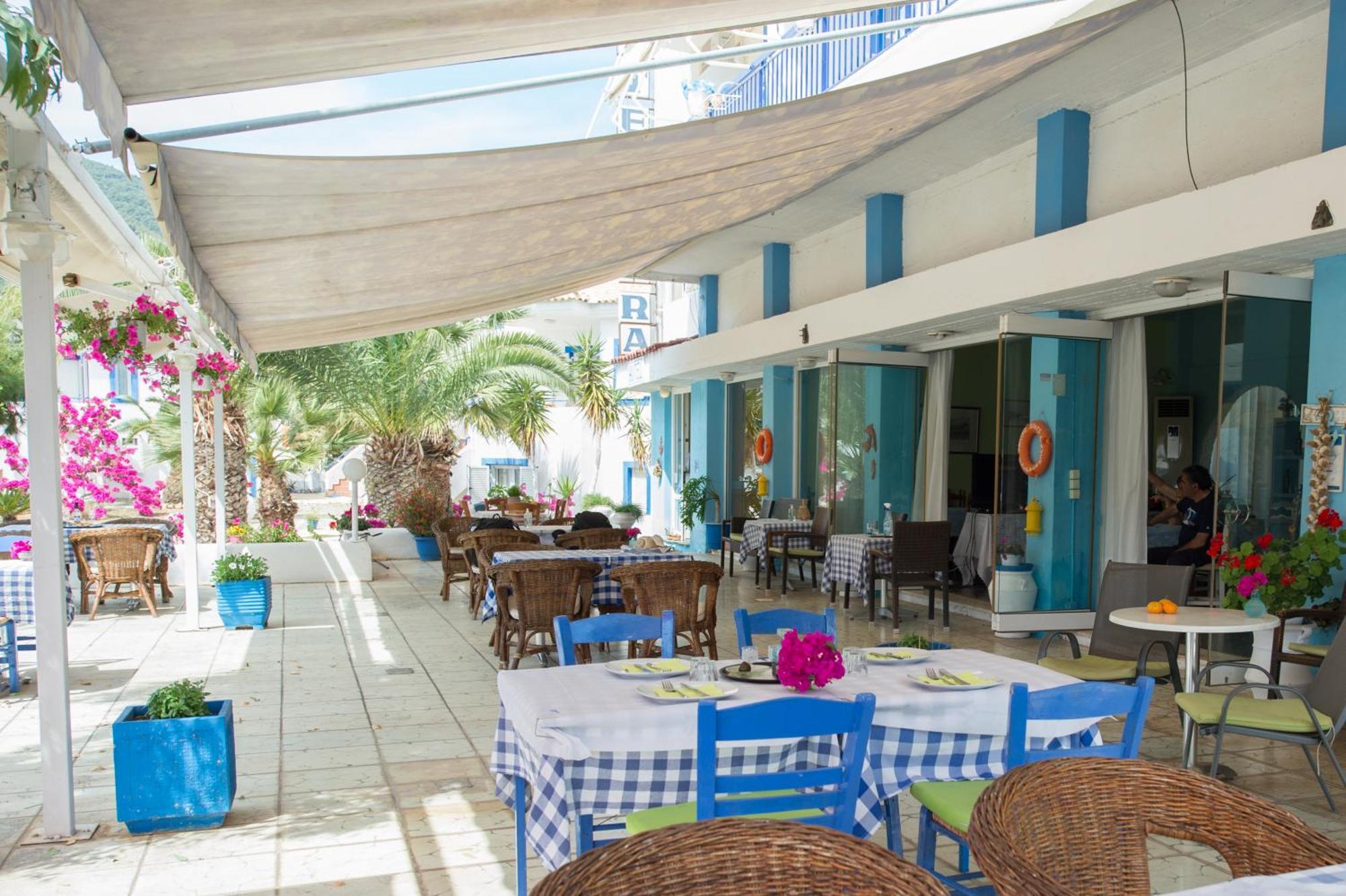 Hotel Avra Nea Epidavros Buitenkant foto